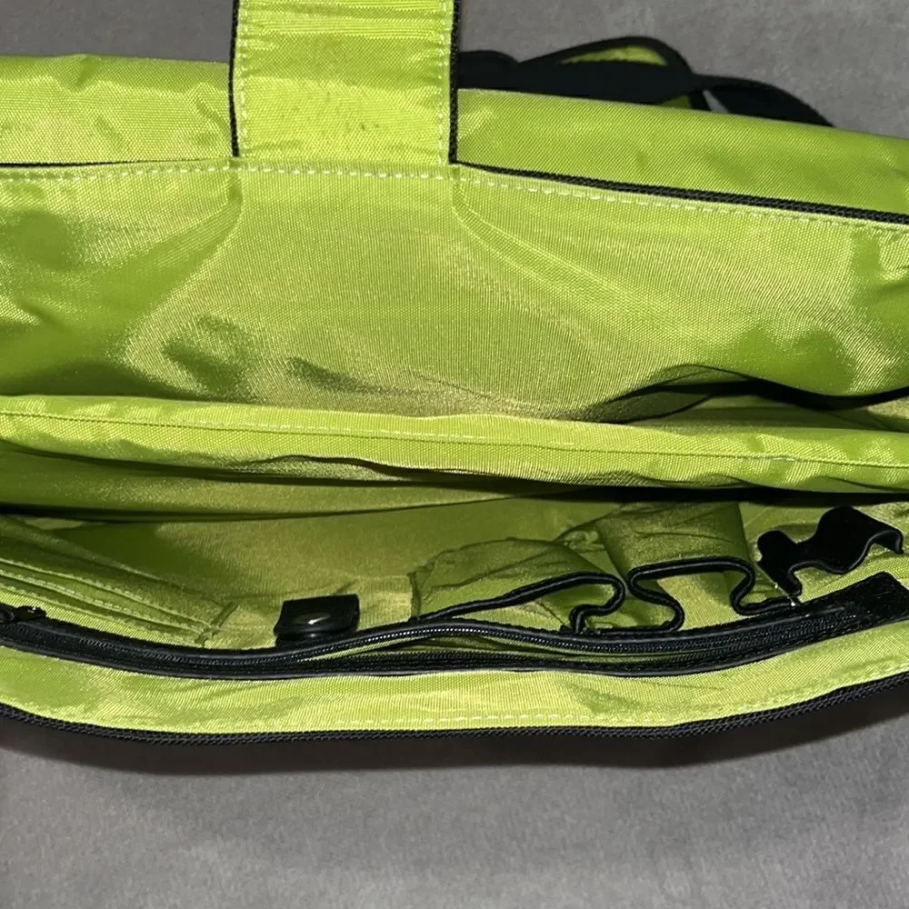 Ossington black messenger